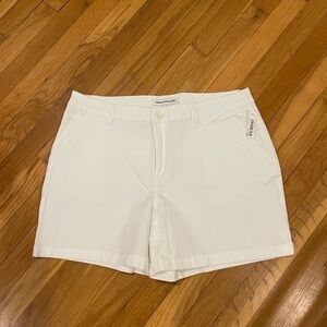 Amazon Essentials White Khaki Shorts